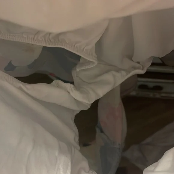 NWOT old navy active shorts with pink green orange yellow flowers size 3x nice - Picture 4 of 7